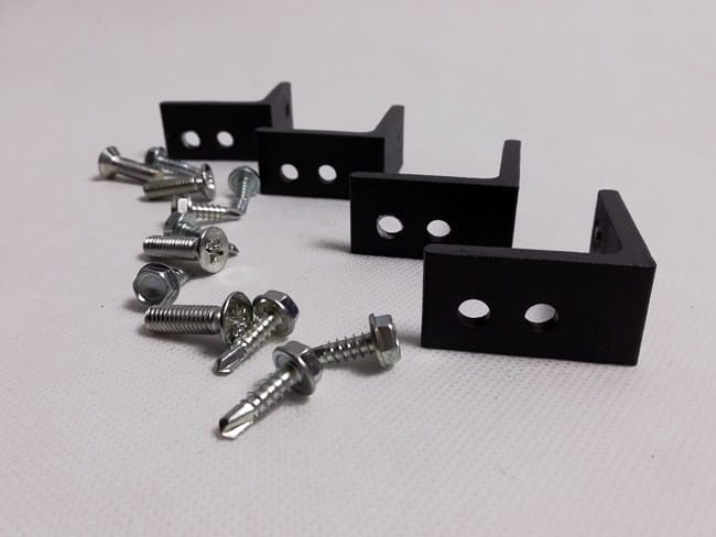 Łączniki typ "L" pakowane po 4sztuki w komplety